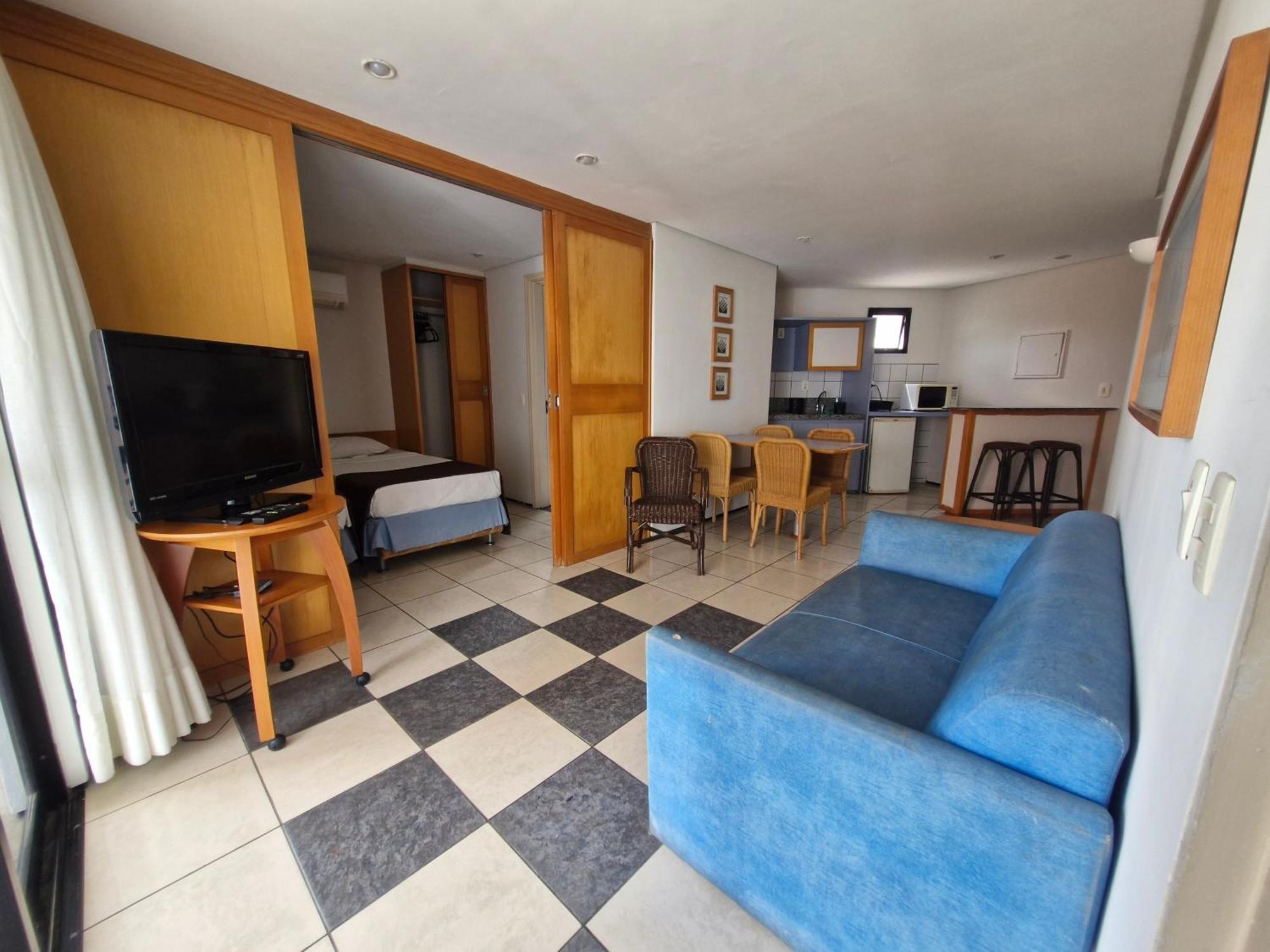 Aparthotel Iate Plaza - Flat 414 Particular
